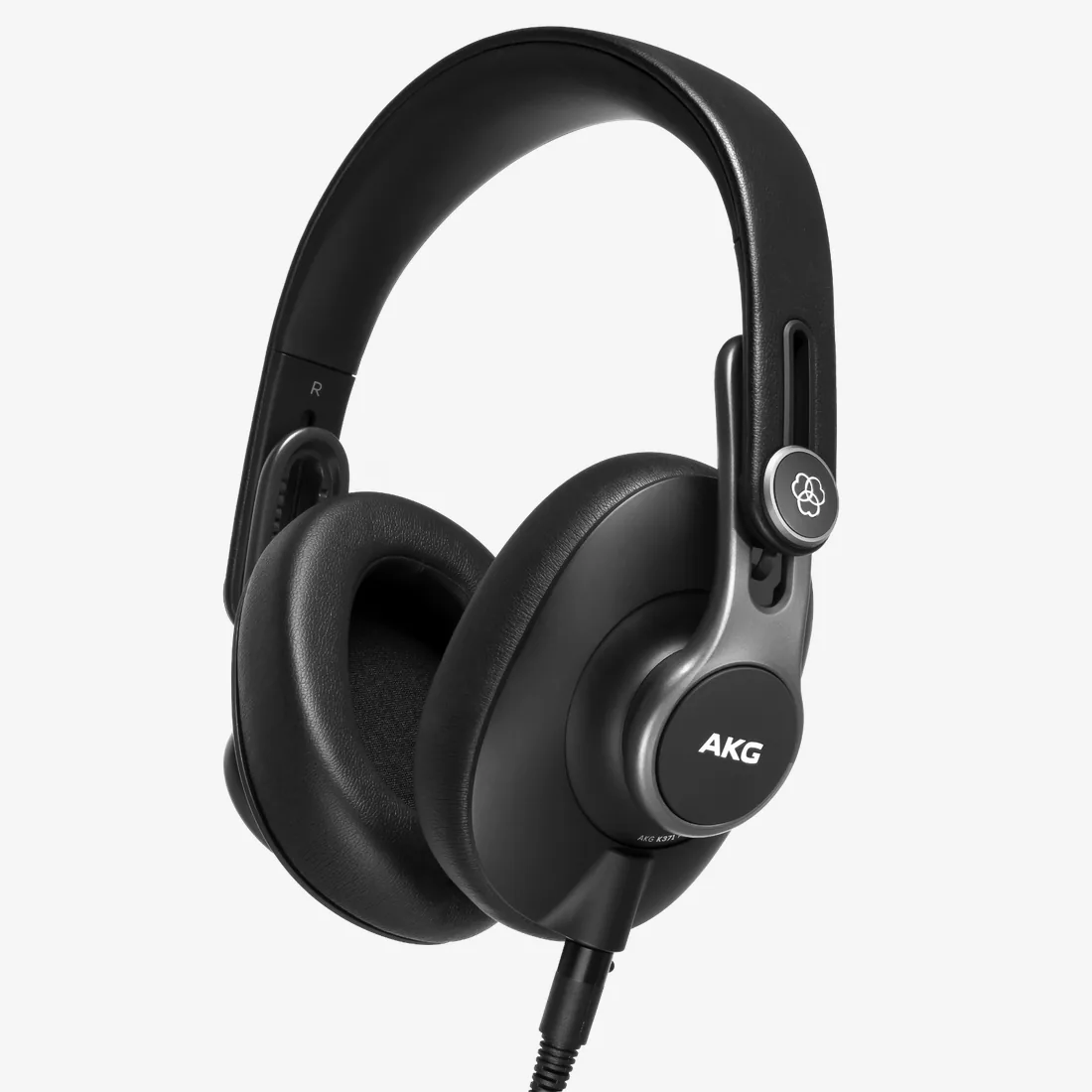 K371 Closed-Back Headphones